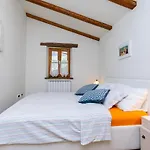 House Rada I Stanisav *