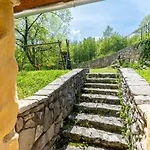 House Rada I Stanisav Vikendica *