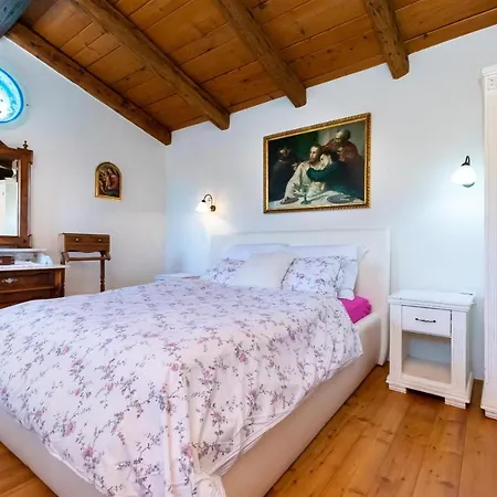 House Rada I Stanisav *