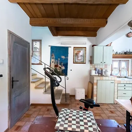 House Rada I Stanisav * Mošćenička Draga