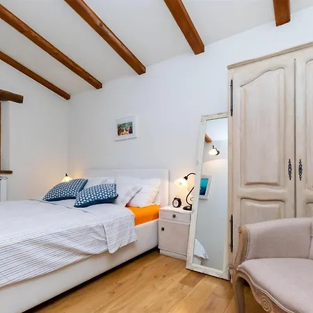 House Rada I Stanisav Hébergement de vacances *
