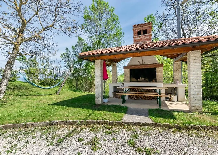 House Rada I Stanisav * Mošćenička Draga