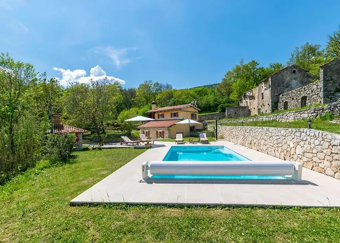 House Rada I Stanisav Mošćenička Draga