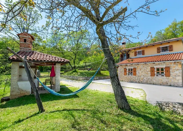 House Rada I Stanisav Mošćenička Draga
